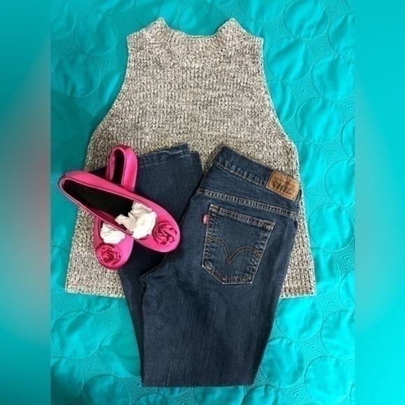 Levi’s 515 size 6 hemmed EUC - Picture 8 of 8